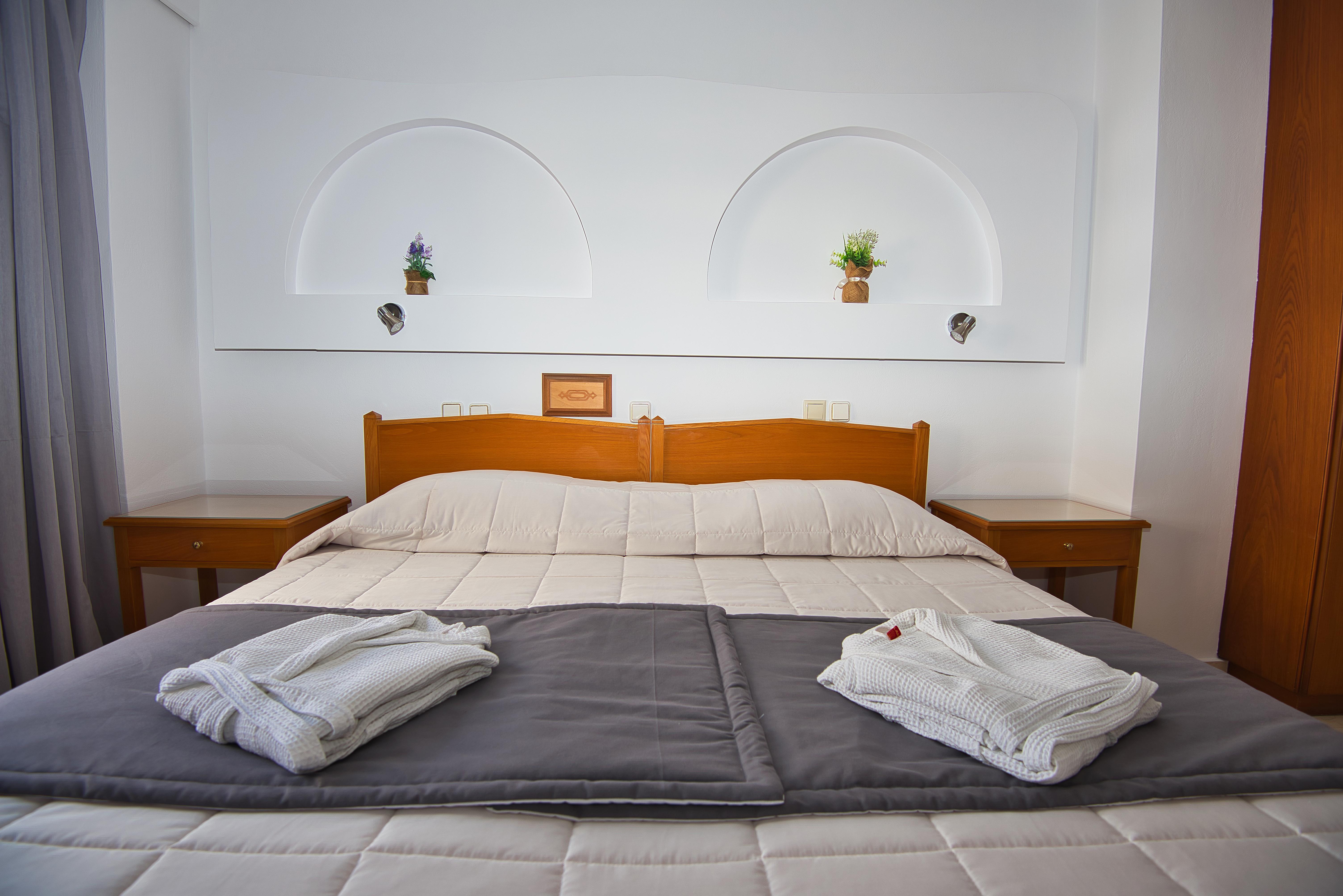 Irini'S Rooms Fteoura Kamári Eksteriør billede