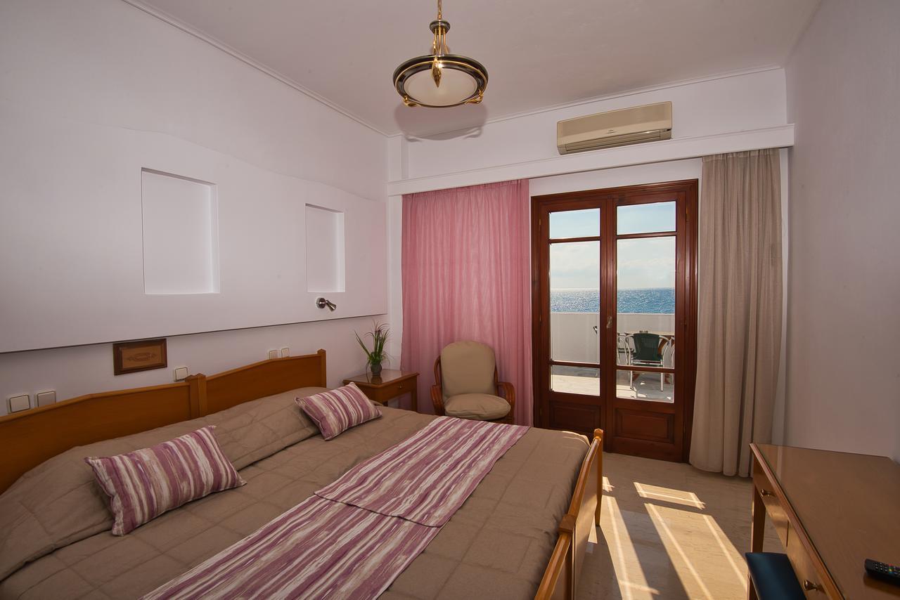 Irini'S Rooms Fteoura Kamári Eksteriør billede