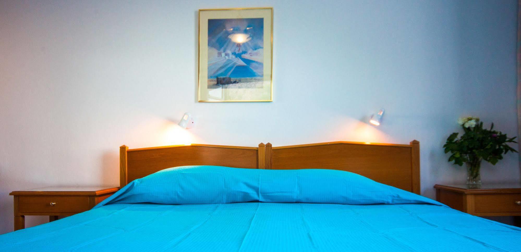 Irini'S Rooms Fteoura Kamári Eksteriør billede
